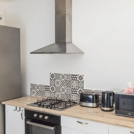 Grande Maison Familiale Avec Jardin * Loos